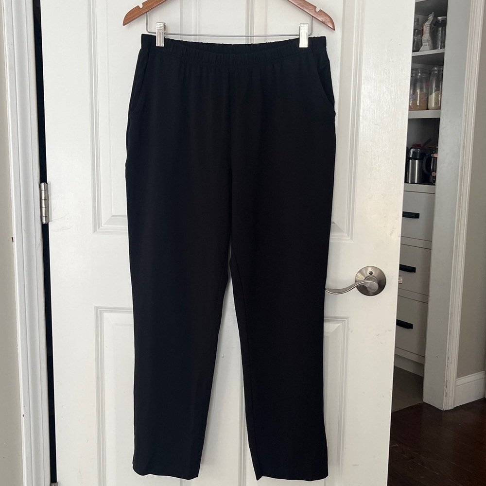 L.L. Bean Black Pull On Straight Leg Cotton Pants, stretch & pockets Sz Large P